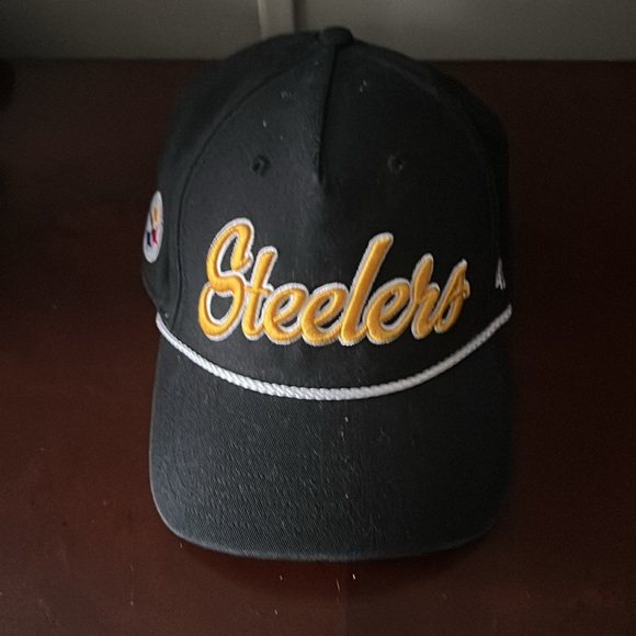 Hat Bundle - 12 Hats - Priced for All - Picture 10 of 15